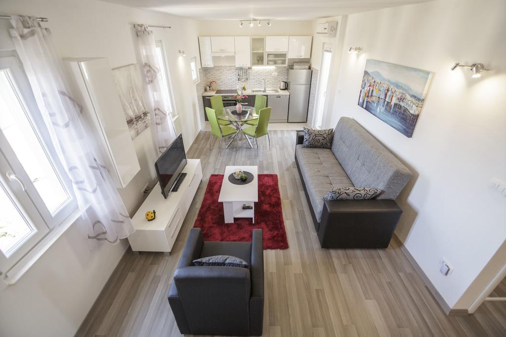 Apartman Jurica Комижа Екстер'єр фото