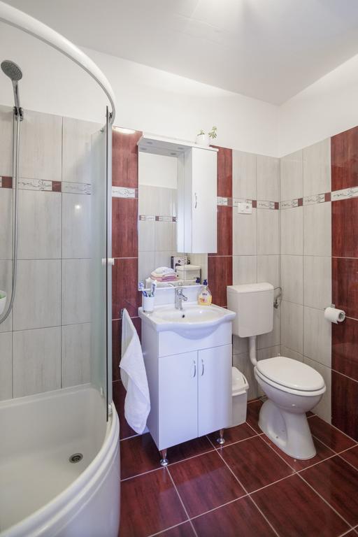 Apartman Jurica Комижа Екстер'єр фото